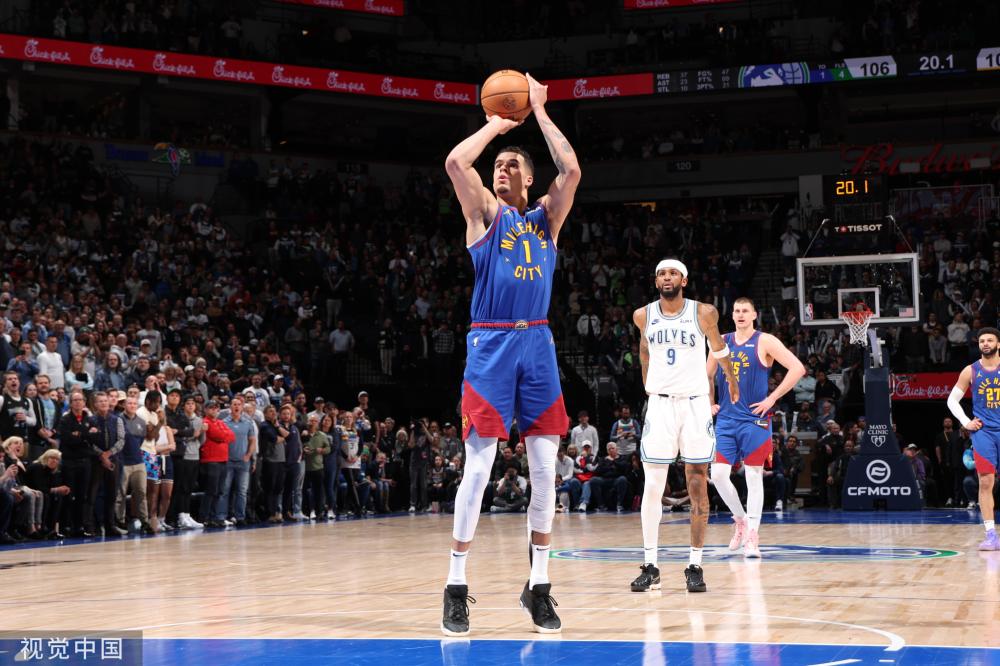 也频频亮相 也频频亮相