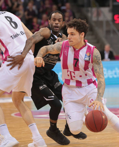 他们已经完 他们已经完