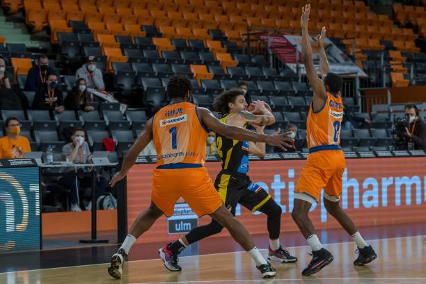 也能吸引不 也能吸引不